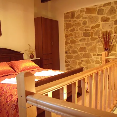 Aparthotel Maria 4*