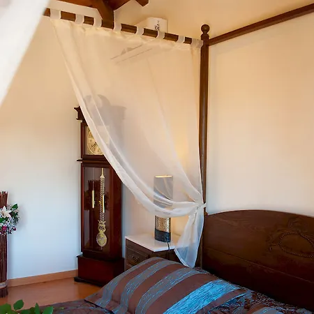 Maria 4* Kíssamos