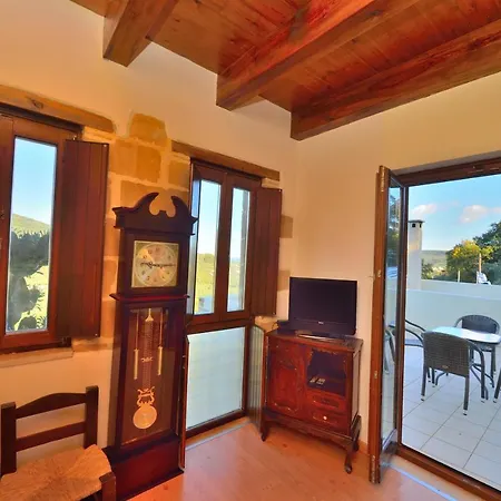 Maria 4* Kíssamos